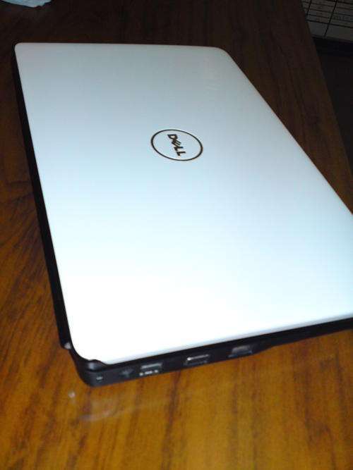 DELL INSPIRON NOTEBOOK LIKE NEW